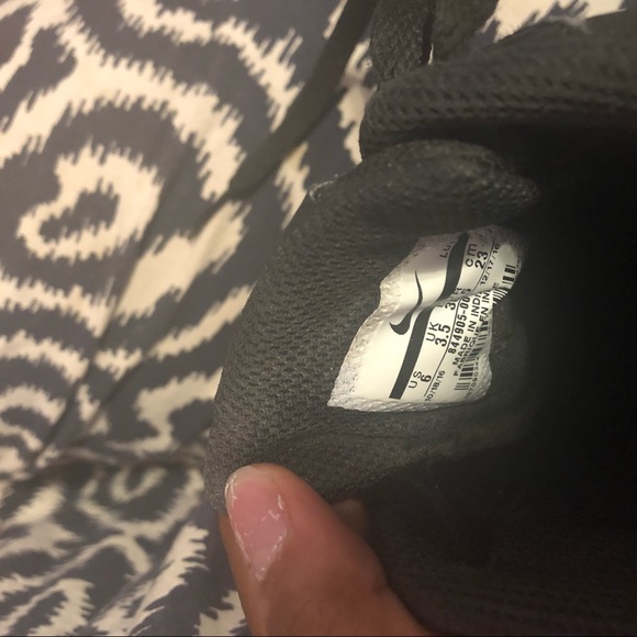 Nike Air Forces black and white - Picture 6 of 7